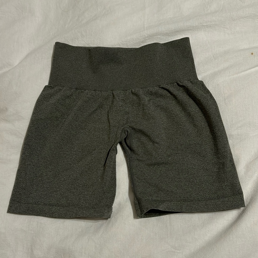 NVGTN shorts